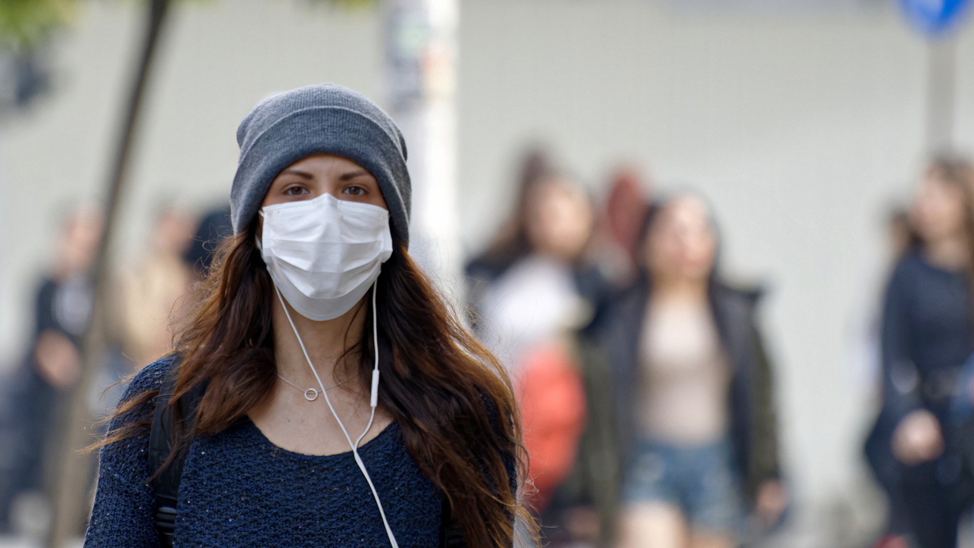 use-face-mask-environment